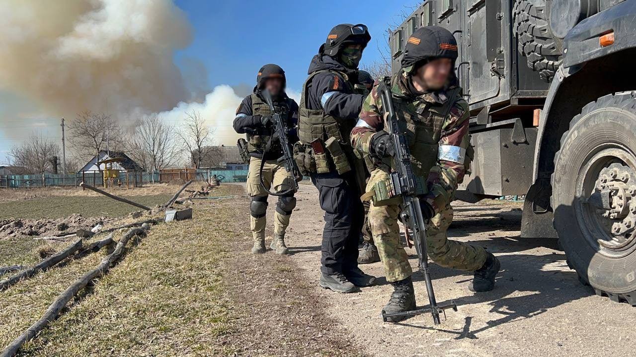 Боевые действия. Российские военные на Украине. Российский солдат. Украинские войска. 3 недели войны