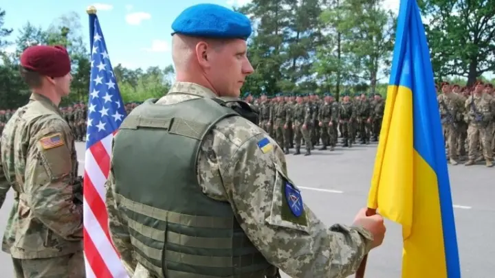 «Обезумели?»: в США озвучили сроки отправки войск на Украину
