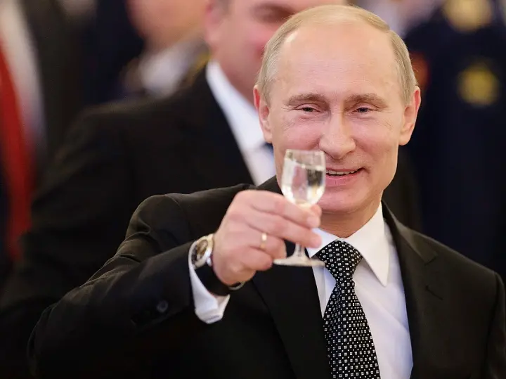 Путин практически не употребляет алкоголь