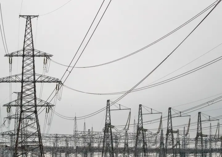 Россия продает электроэнергию Казахстану на треть дороже