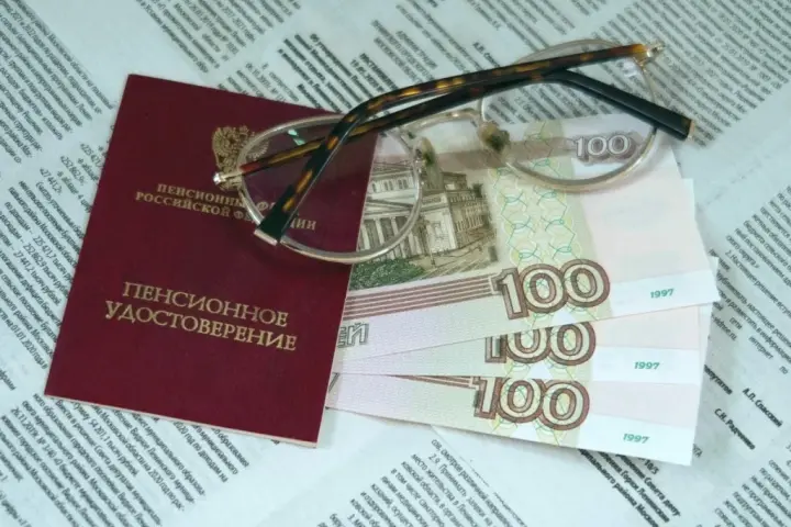 Пенсионный возраст в России: россияне считают, что выходить на неё нужно раньше