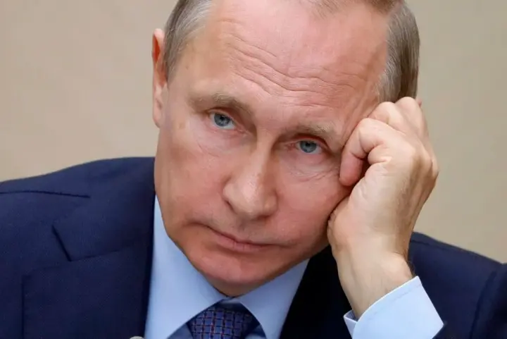 Развал страны или диктатура: чего ожидать России после ухода Путина