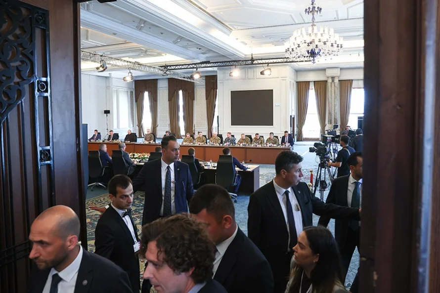 Россия резко меняет план по Украине: что осталось за кадром переговоров в Стамбуле?