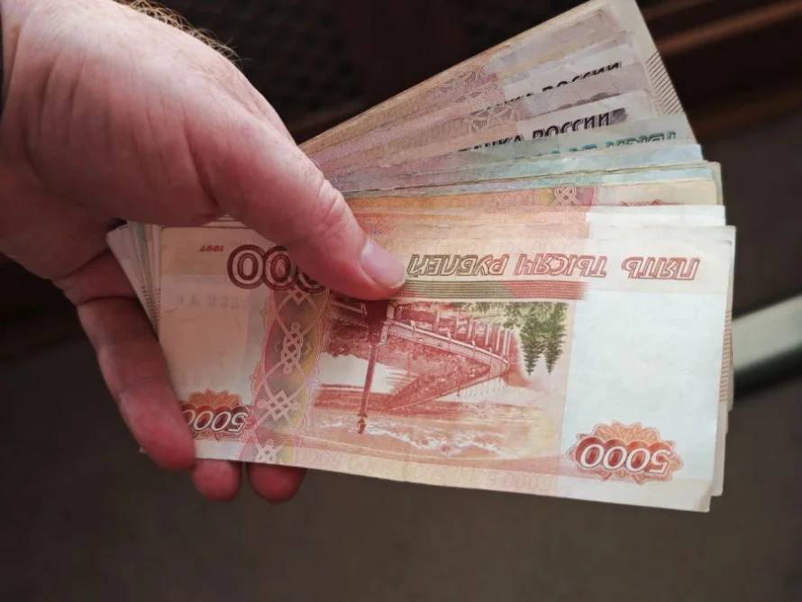 В России начнут контролировать траты с соцвыплат: цифровой рубль меняет правила игры