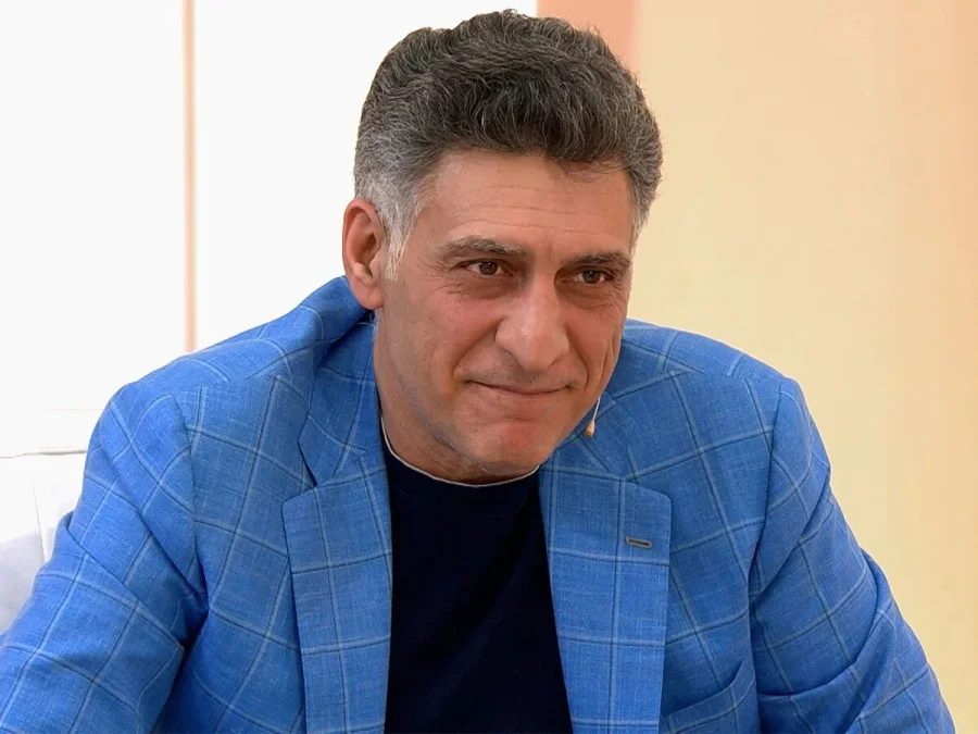 Тревожные вести о Тигране Кеосаяне: последние новости о состоянии здоровья режиссёра на 23 сентября 2025 года