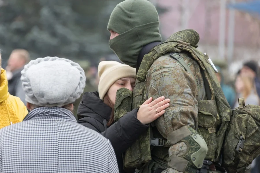 Демобилизация с СВО в октябре: миф или реальность: когда мобилизованных отпустят домой, правда о демобилизации осенью 2025 года