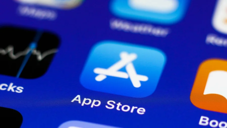 Российские банки нашли способ вернуть свои приложения на iPhone, несмотря на запреты