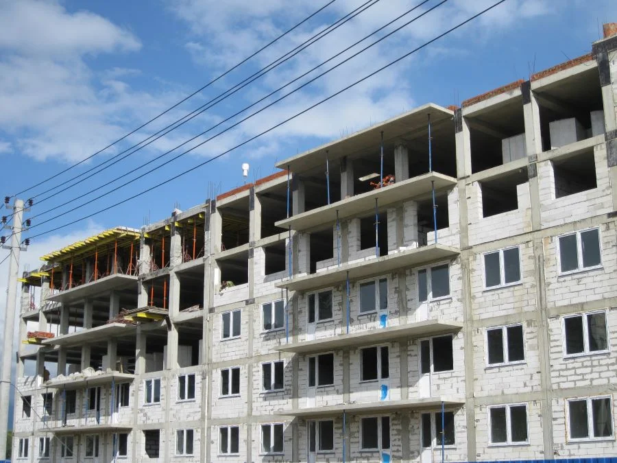 В Сочи почти остановилось строительство многоквартирных домов