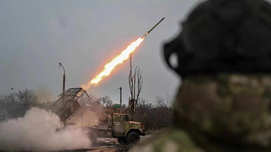 Юрий Подоляка, свежая сводка на 03.11.2025: зачистка Покровска, провал "гидро-атаки" ВСУ под Волчанском и удары "Кинжалами"