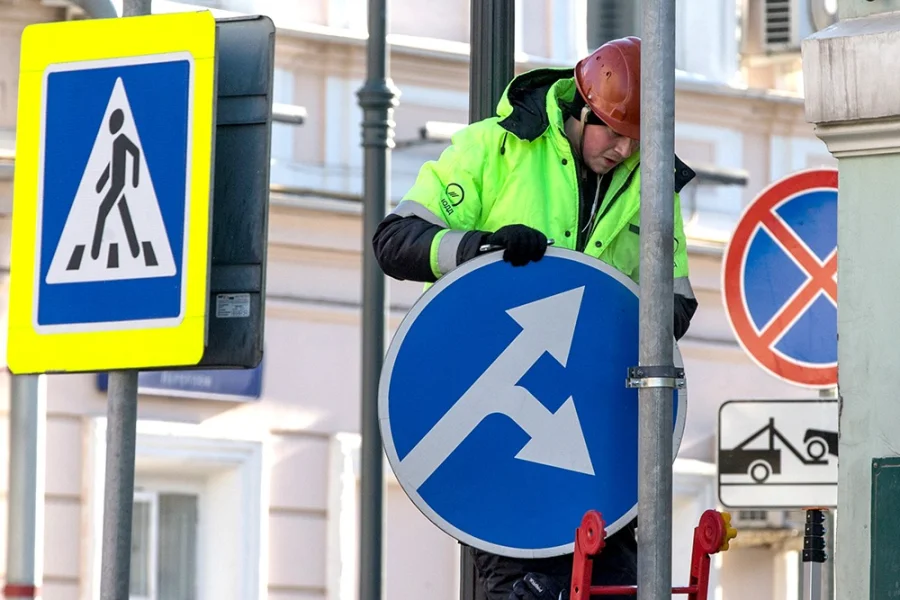 С 1 января 2026 года на дорогах России появятся три новых знака