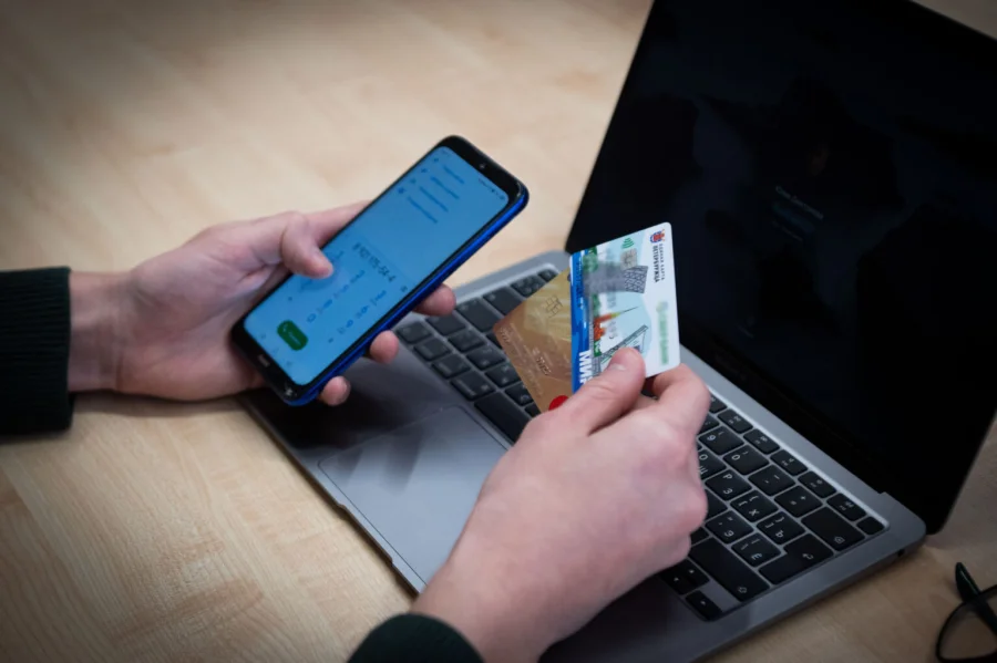 Генпрокуратуру просят проверить законность торговых площадок крупных банков