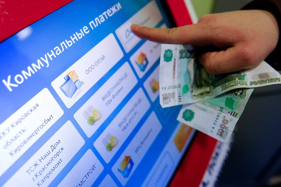 Деньги на ветер: названы услуги ЖКХ, от оплаты которых можно отказаться