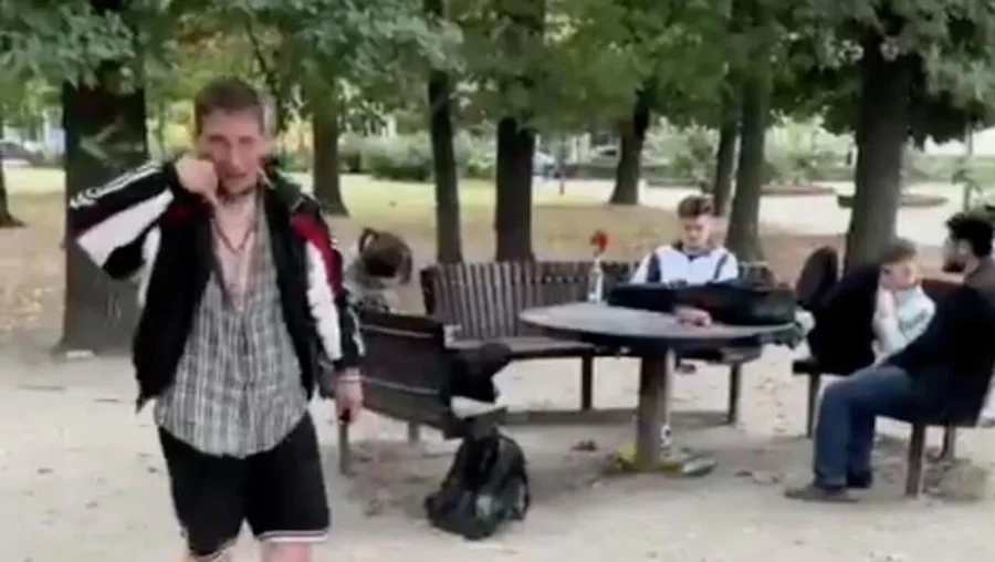 Драки, оружие и насилие: украинские подростковые банды терроризируют центр польской столицы