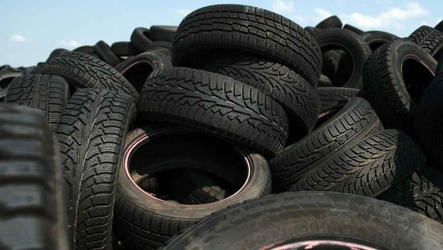 В России вводят повышенный экосбор на небезопасные автомобильные шины