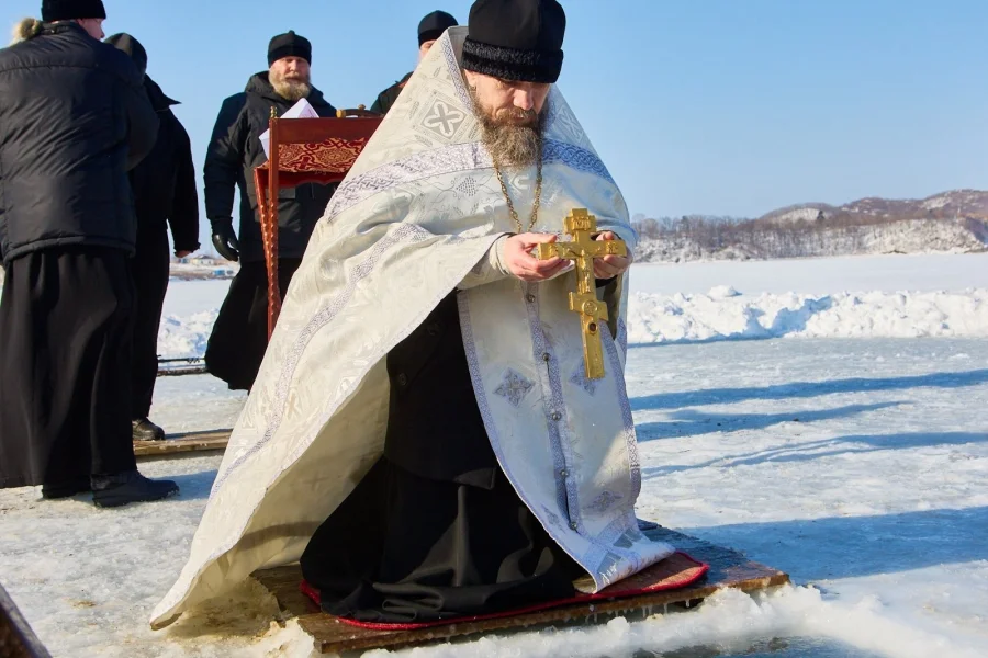 Крещение или Богоявление: как правильно называть главный праздник января?