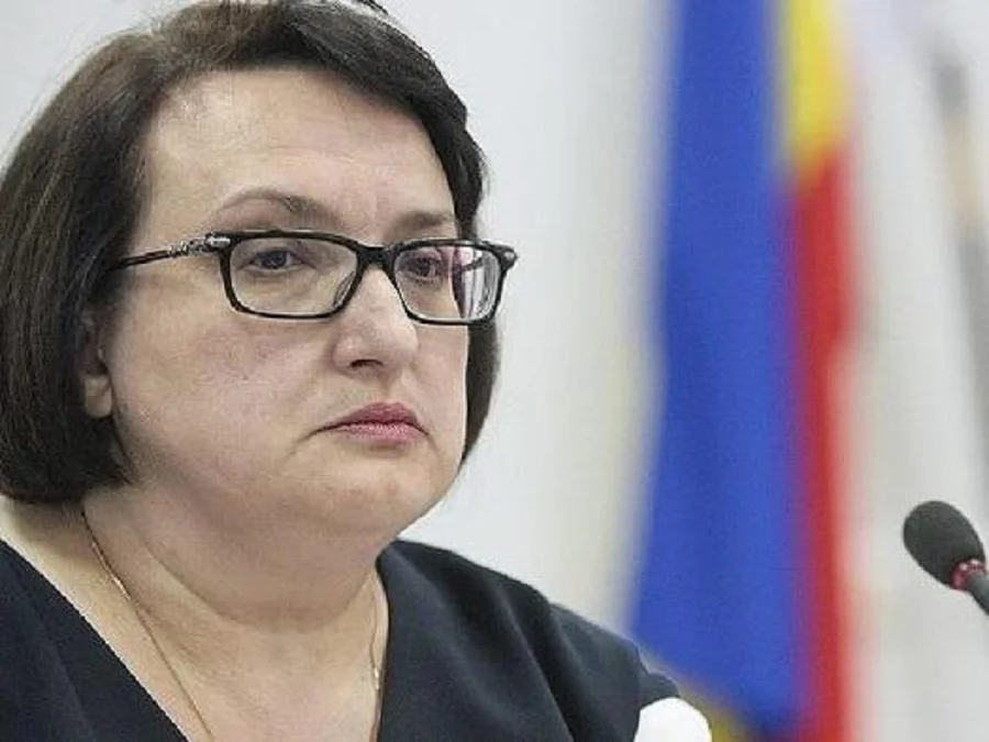 Бриллианты, слитки и миллионы наличными: что изъяли у экс-судьи Золотарёвой