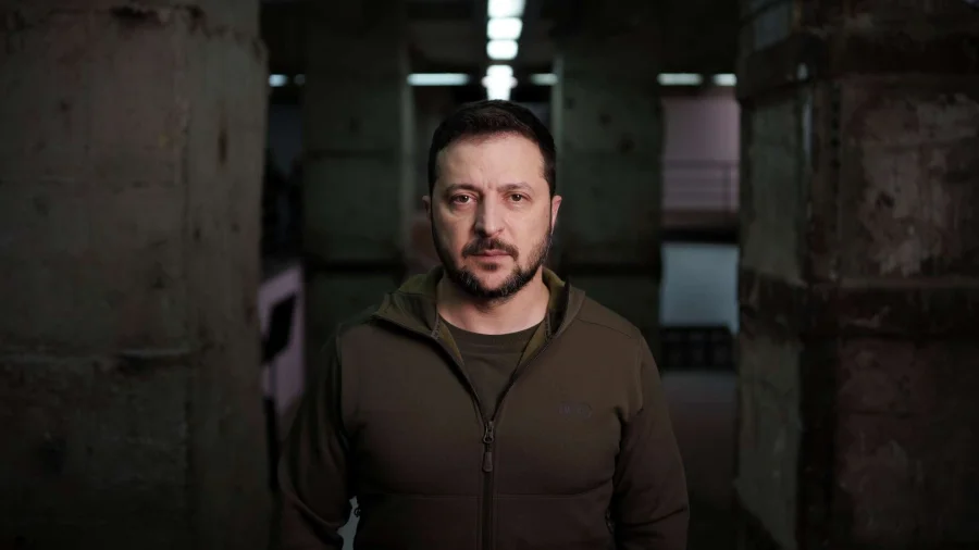 Подземный главнокомандующий: Владимир Зеленский раскрыл подробности жизни в бункере