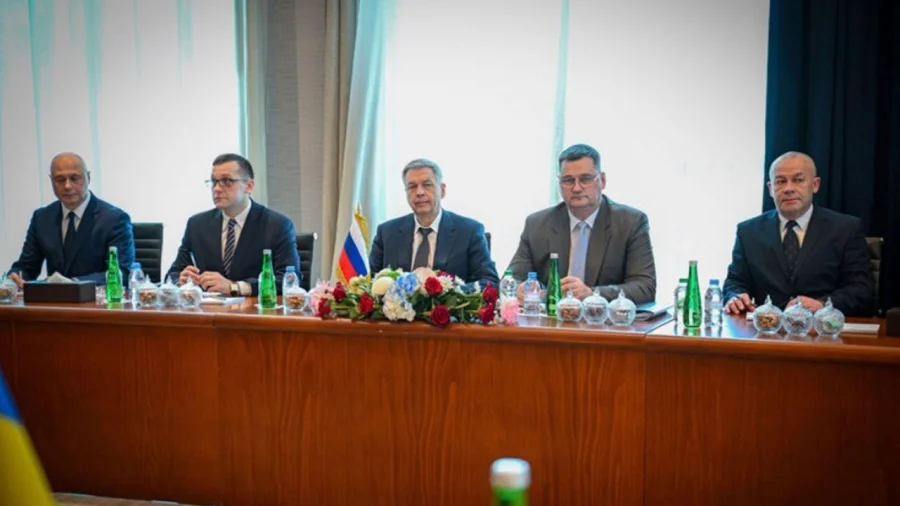 Переговоры по Украине выходят на новый этап: в Абу-Даби обсуждают территории, гарантии и формулу прекращения огня. Когда может завершиться СВО