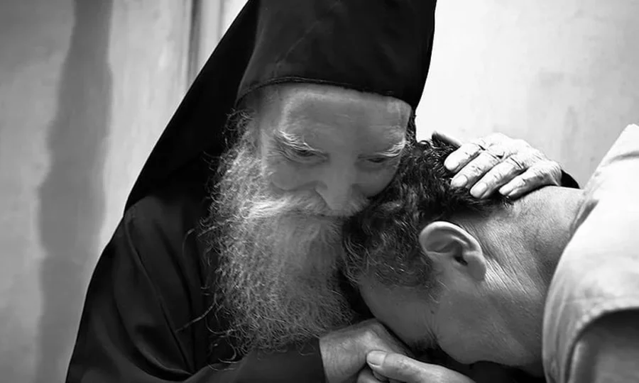 Священник разъяснил, почему смертных грехов в библейской традиции не семь, а четыре