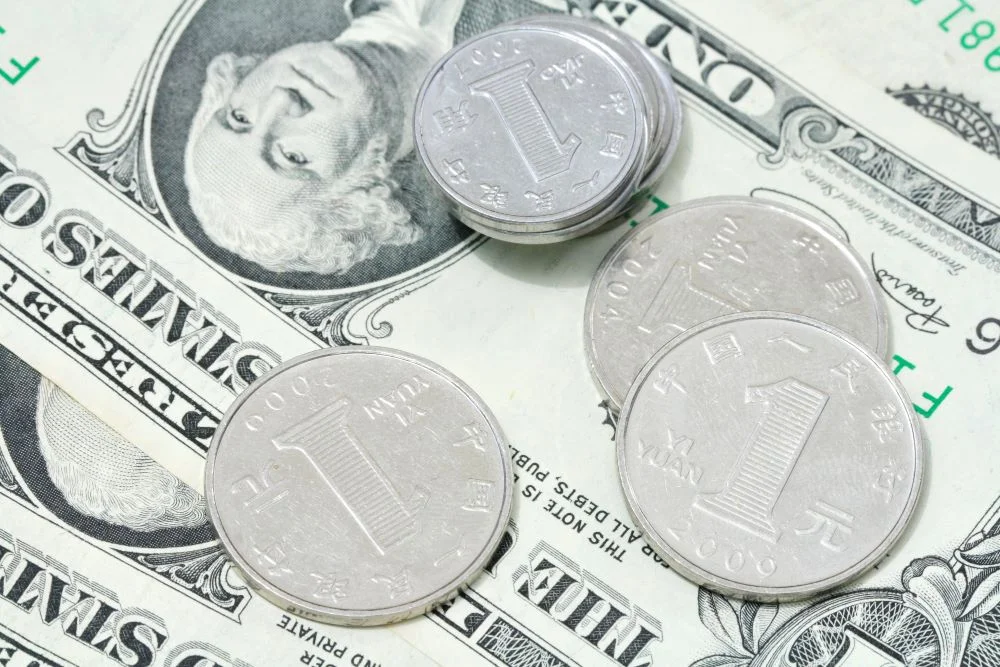 Доллар ниже 81 рубля: рубль резко укрепился к основным валютам утром 24 марта