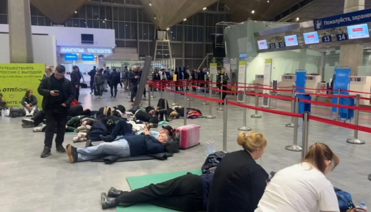 Огненный рассвет: сотни дронов парализовали работу Пулково и обесточили часть Ленобласти