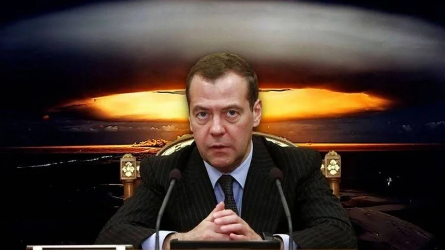 «Точка невозврата пройдена»: Медведев предупредил о неминуемом начале Третьей мировой войны