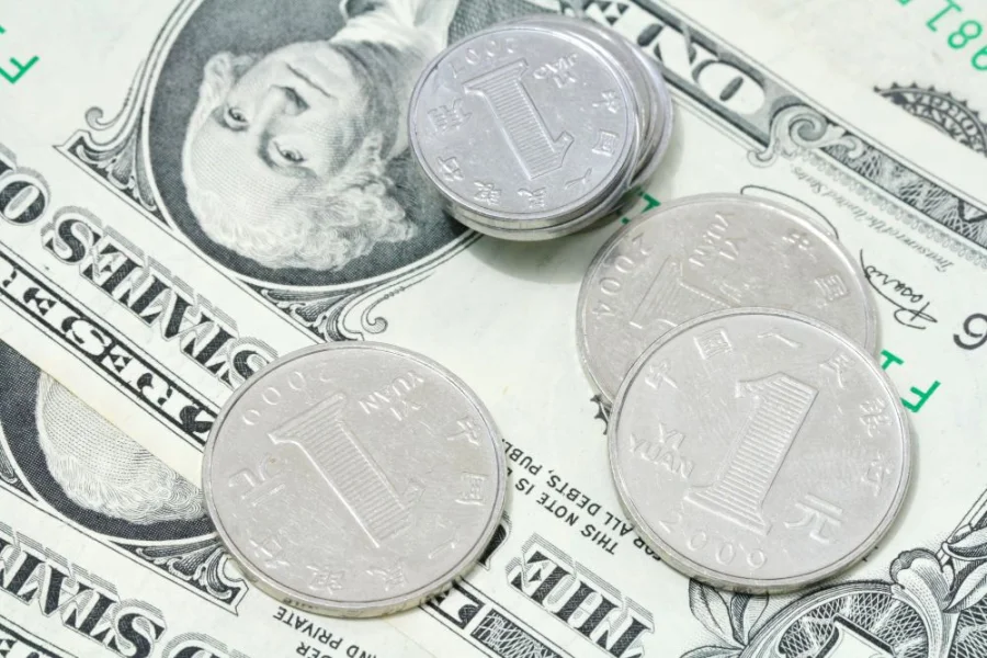 Доллар ниже 81 рубля: рубль резко укрепился к основным валютам утром 24 марта