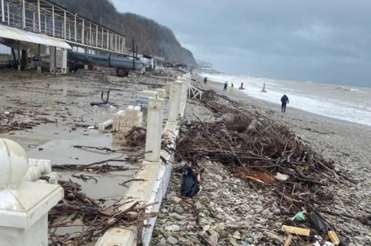 Туапсе: пять суток борьбы с огнем, что происходит в городе после атаки дронов, новости на сегодня, 25.04.2026