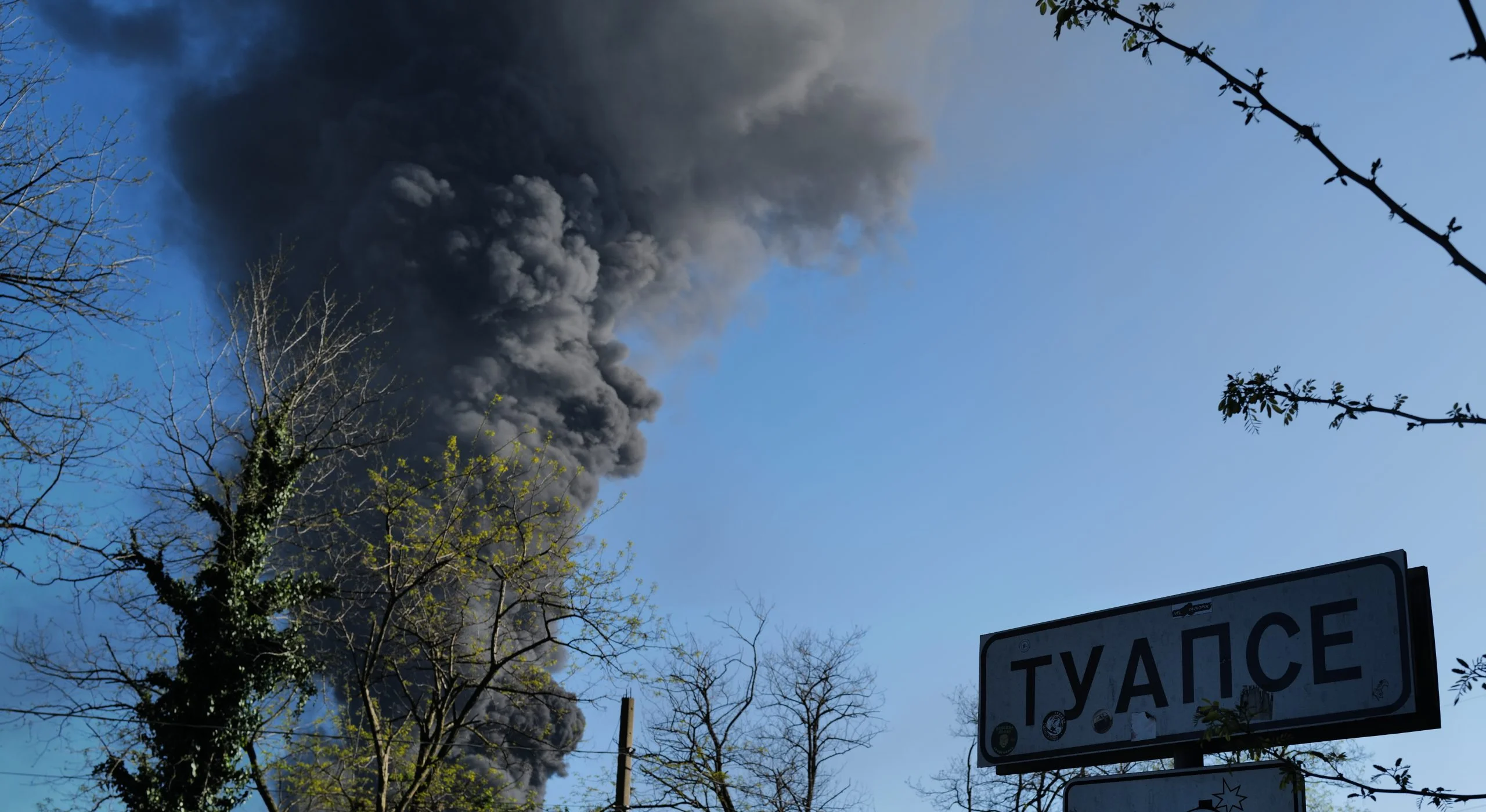 Русских толкают к бунту: скрытый сценарий давления на Россию