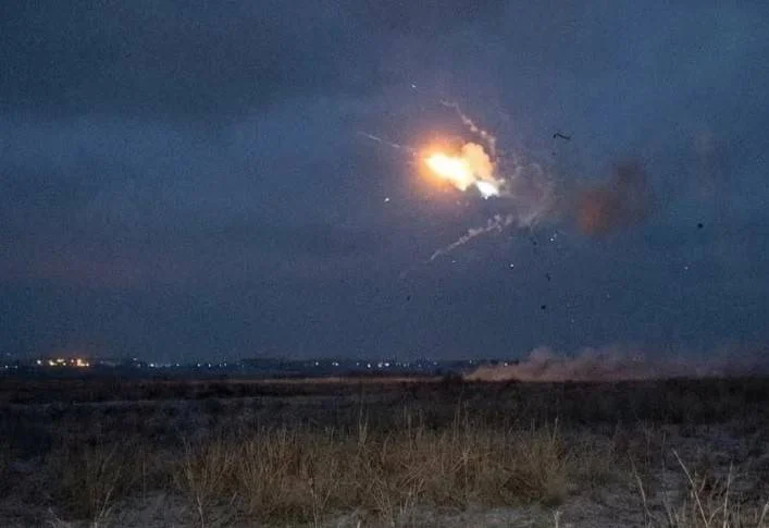Взрывы в Таганроге 7 мая 2026 года: что известно о ночной атаке БПЛА и текущей обстановке в городе