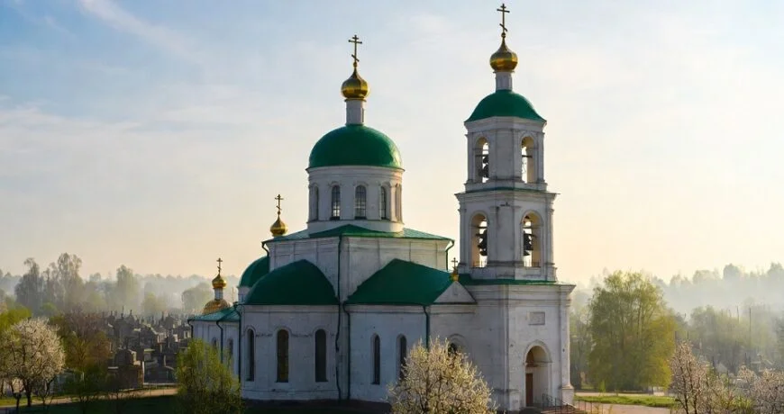 Святой Митрофан и праздник Навозник: народные приметы и строгие запреты на 17 июня