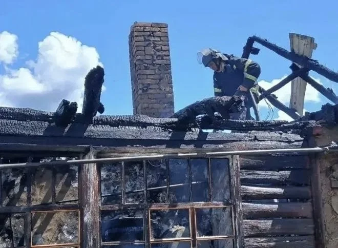 Белгородская область под шквальным огнём: 64 атаки за сутки, один погибший и разрушения в десятках сёл