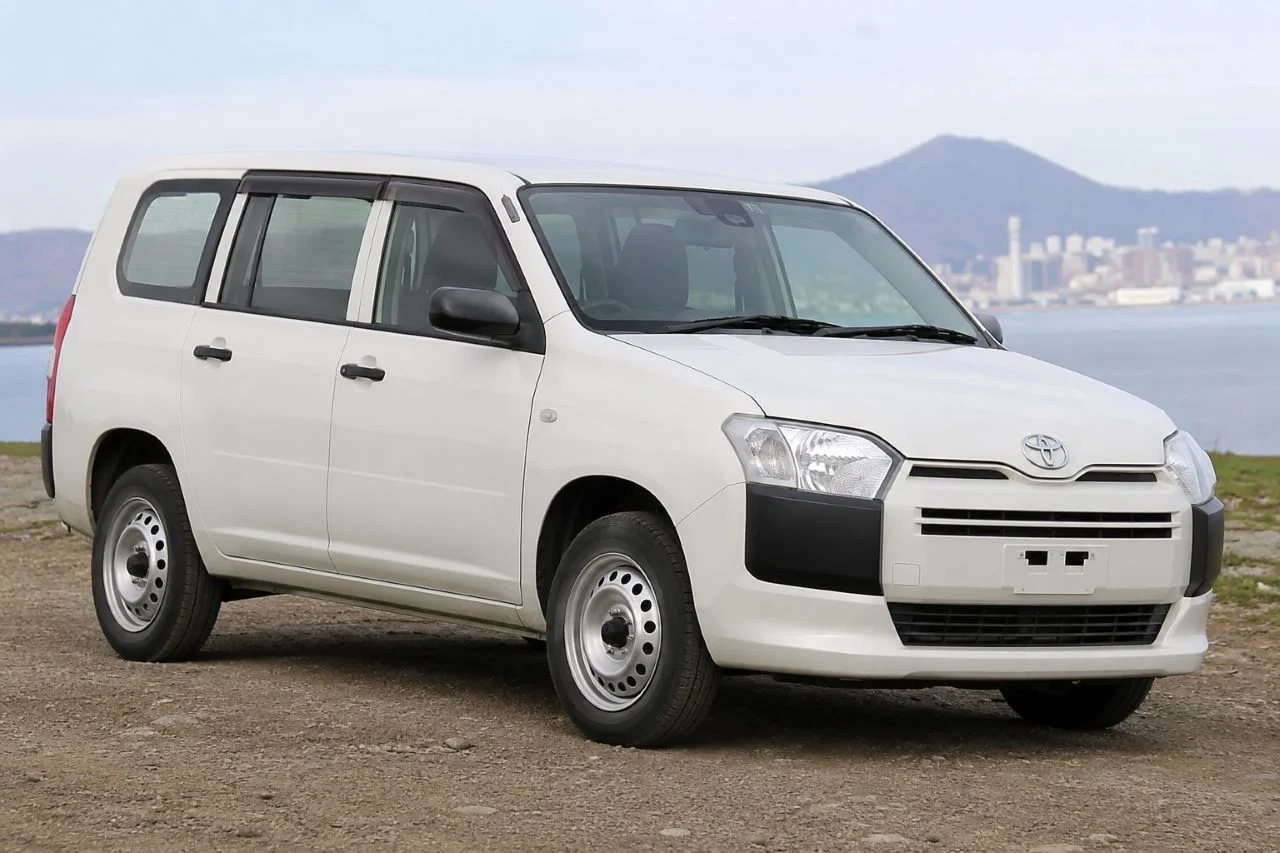 В России начались продажи полноприводной Toyota дешевле многих новых отечественных универсалов