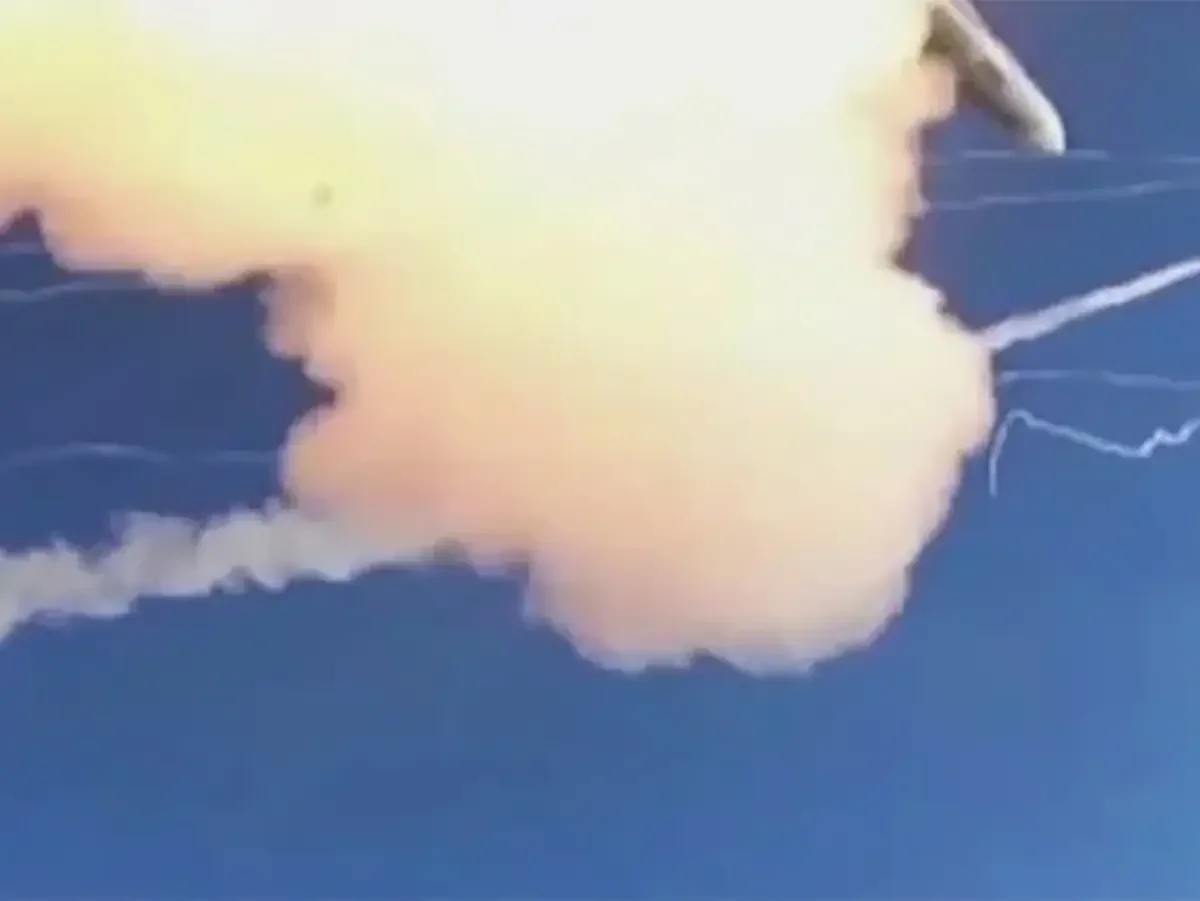 В Воронежской области отражена массированная атака БПЛА: жители сообщили о серии взрывов