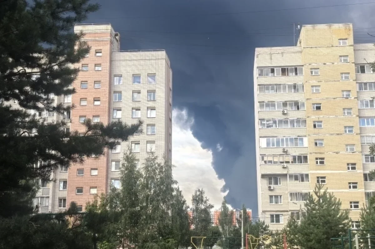 Самая массовая атака на Ярославскую область: 93 сбитых дрона, четверо раненых, пожар на НПЗ