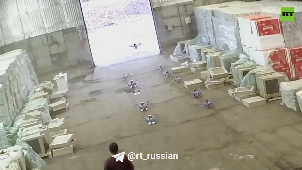 ФСБ: по делу о сорванной атаке 35 дронов на оборонный завод в Подмосковье арестованы восемь человек