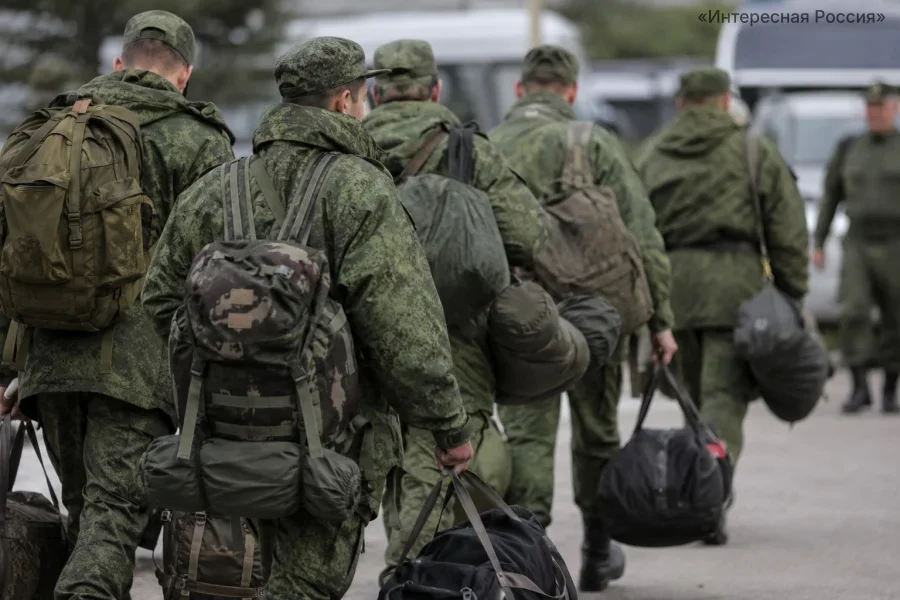 Новая волна мобилизации в РФ: Медведев и Кремль ответили на главные слухи августа