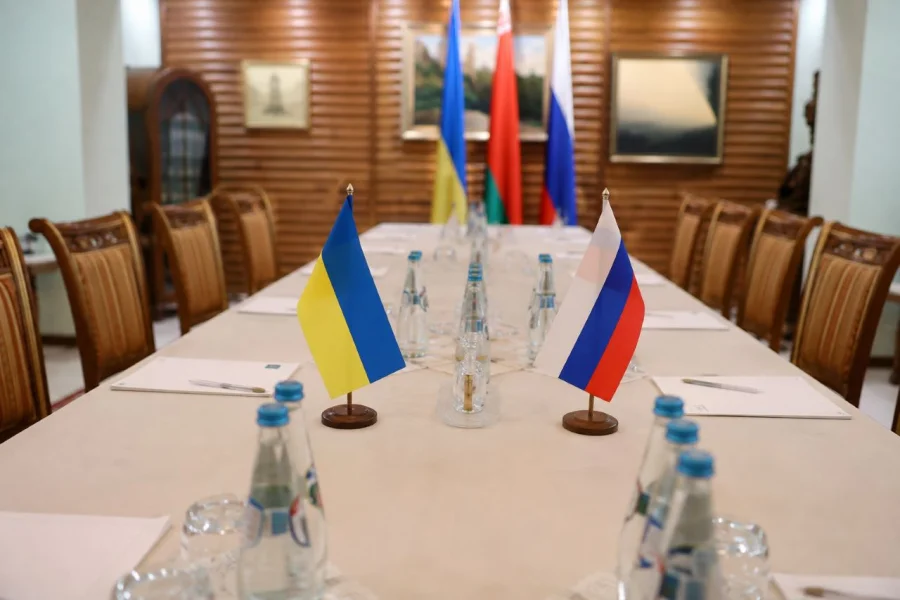 Переговоры России и Украины: приблизят ли новые дипломатические контакты завершение СВО — что известно 19 августа 2026 года