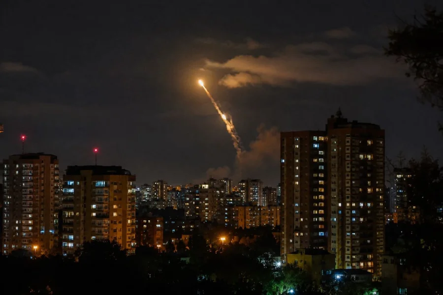 Ночная атака БПЛА на Москву и Подмосковье 19 августа: жители сообщали о сильных взрывах
