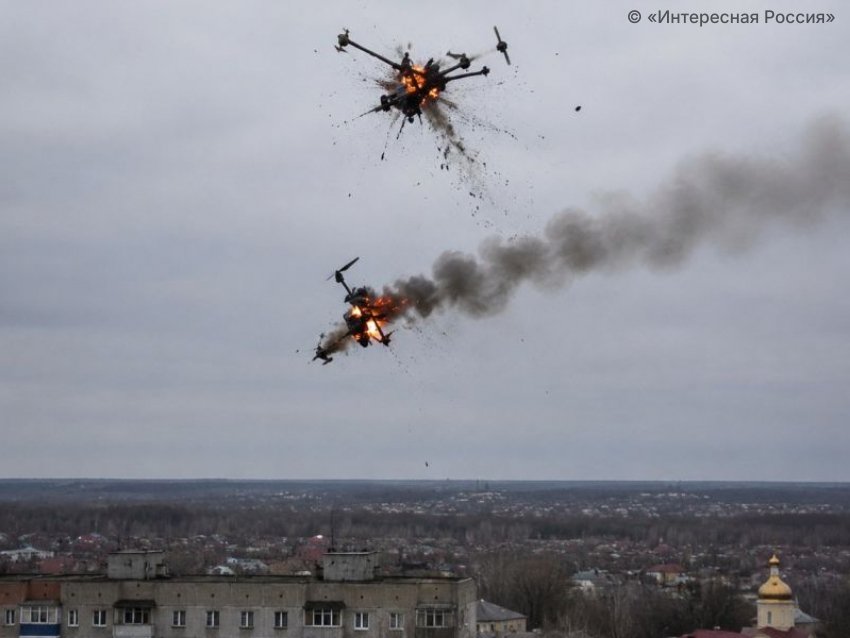 Воздушная тревога с начала суток охватила восемь российских регионов