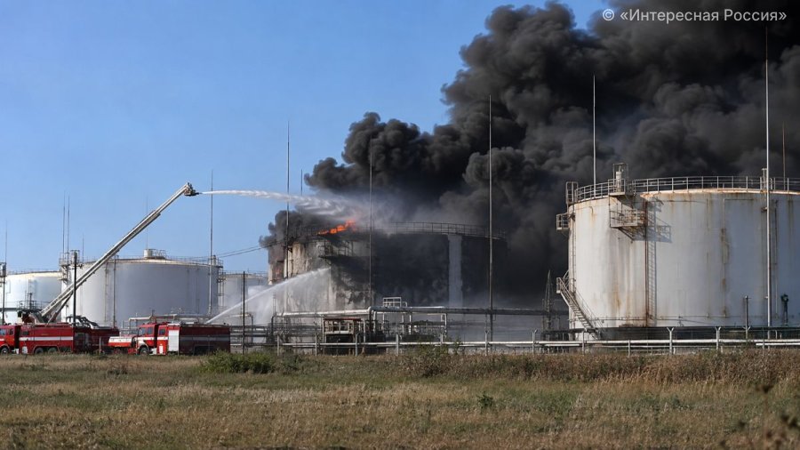Воздух в Павловском районе Кубани после пожара на нефтебазе признан безопасным