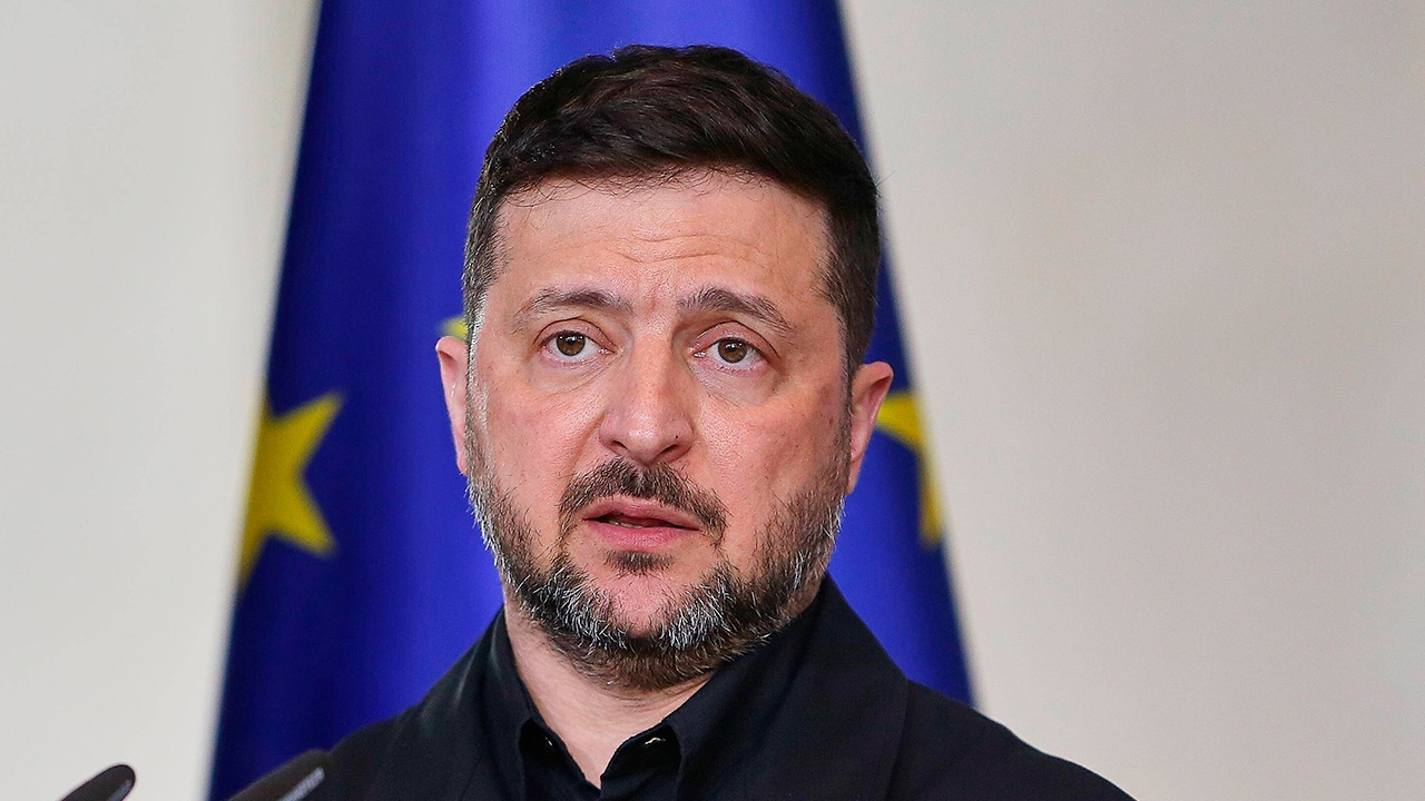 The Federalist: откладывая выборы, Зеленский подрывает обороноспособность Украины