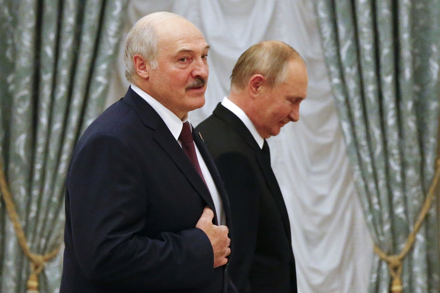 Лукашенко запланировал срочный визит в Москву из-за проблем с Путиным