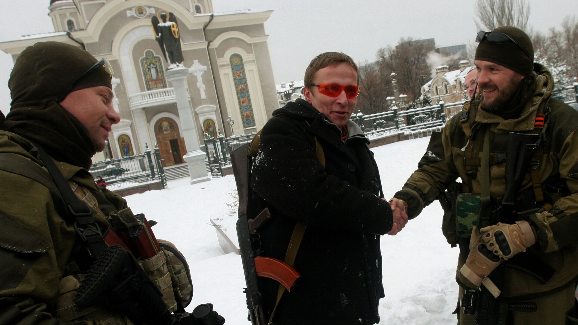Ивана Охлобыстина, попавшего под обстрел в Донбассе, спас бронежилет